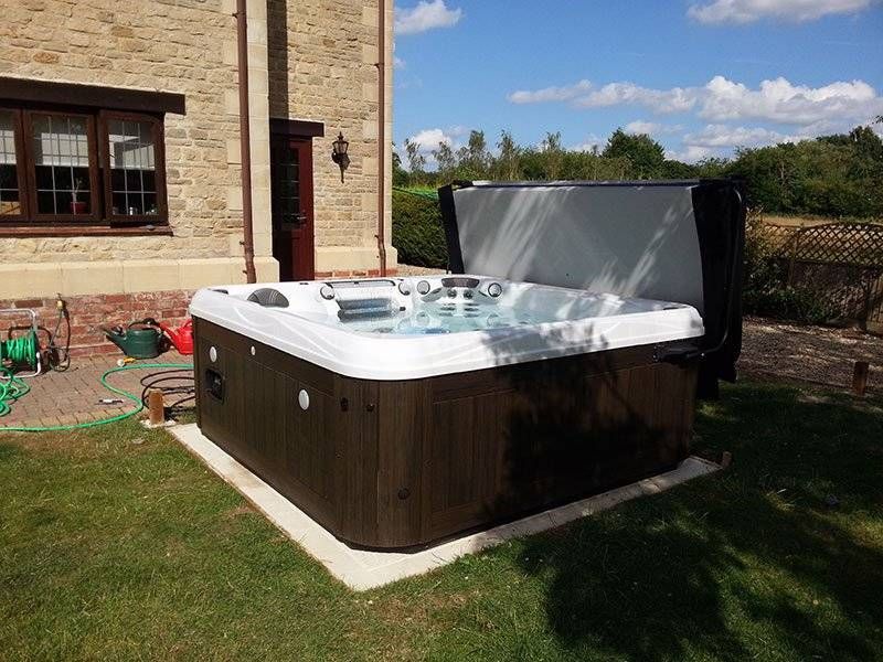 Artesian-Hot-Tubs-Best-hot-Tub-brands